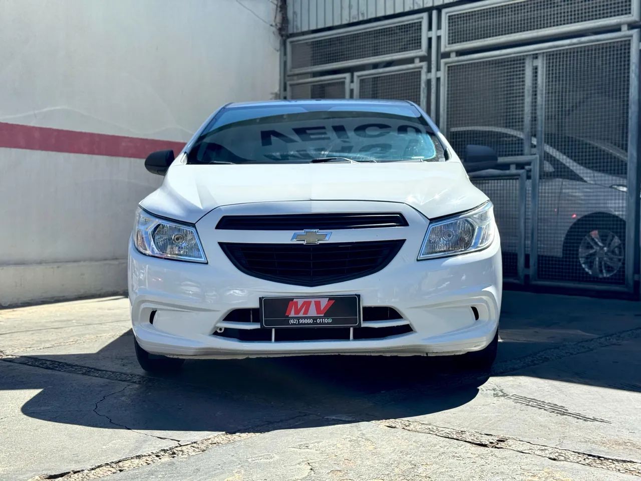 Onix JOY Hatch 1.0 8V Flex Mec. 4P