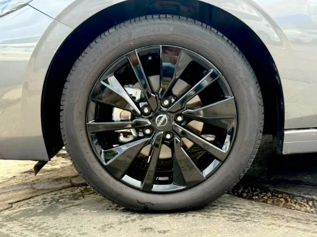 Sentra Exclu. Int. Premium 2.0 16V Aut.