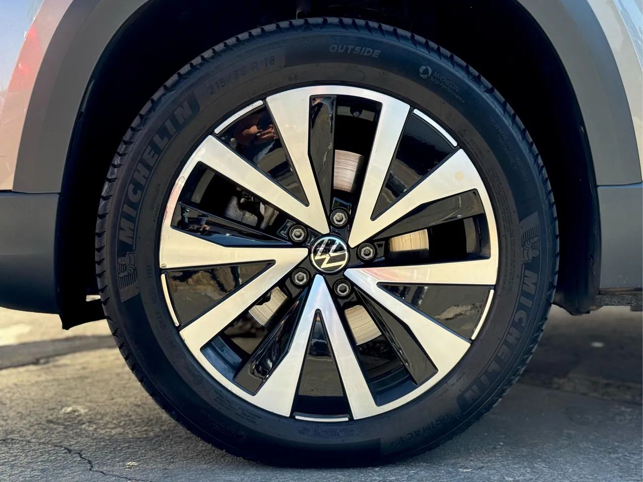 Taos Highline 1.4 250 TSI Flex AUT